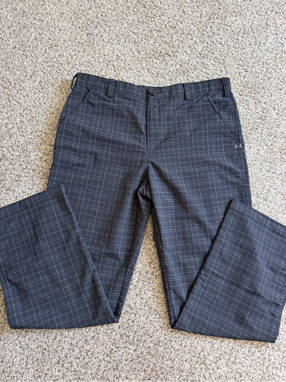 Under Armour Men's Golf Khaki Pants Gray Plaid 36x32 Stretch Pockets